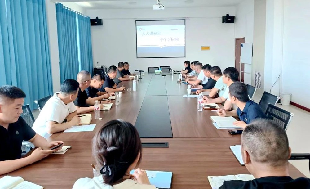 甘肅前進(jìn)集團(tuán)牧業(yè)單元組織開展“人人講安全、個(gè)個(gè)會(huì)應(yīng)急”培訓(xùn)